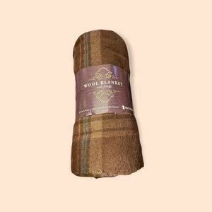 COPY - Wool blanket with fringe